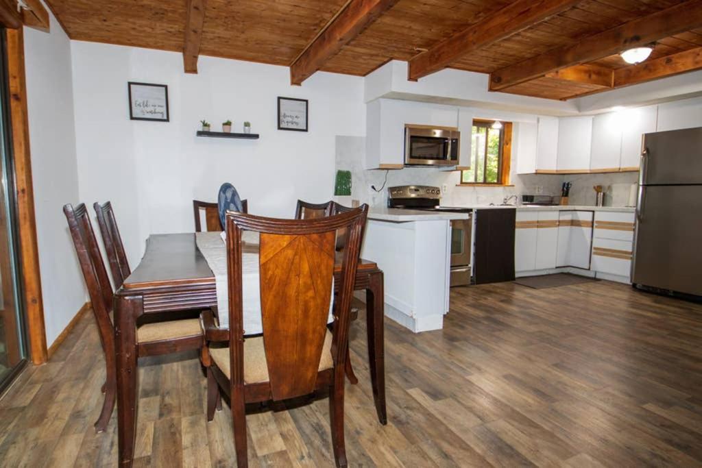 Entire 3 Bedroom Adventure Chalet, Near The Best Of The Poconos Восток Страудсберг Экстерьер фото